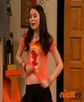 Miranda Cosgrove Photo: Rubbing her belly Miranda cosgrove, 